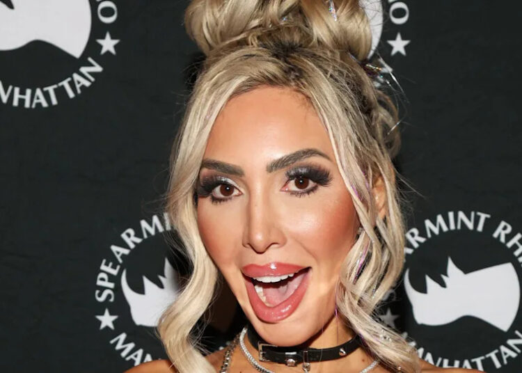 Farrah Abraham Reveals She Can No Longer Open Her Jaw After Plastic Surgery