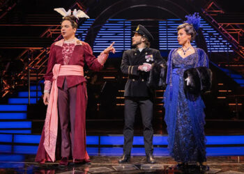 Jim Parsons, Frankie Grande, and Deborah Cox in ‘Titaníque’Credit: Evan Zimmerman