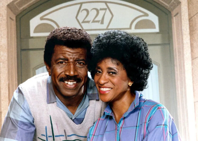 Hal Williams and Marla Gibbs on '227'Credit: Colubmia Pictures Television/courtesy Everett Collection