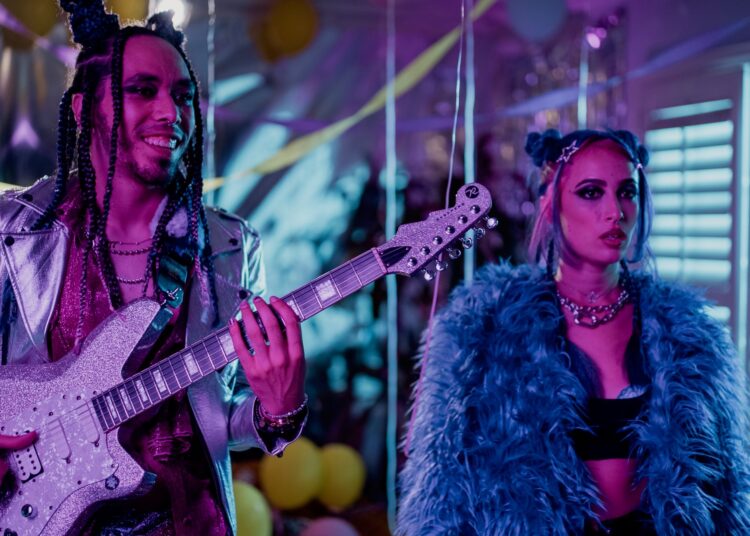 Honey Revenge release new music video for 'Sunday Scaries'