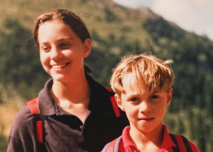 Childhood photo of James Middleton and sister Kate