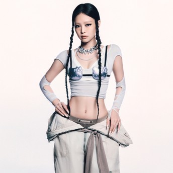 JENNIE Debuts Unreleased Songs at Open'er Festival, Teases New Music