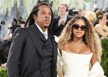 ay-Z and Blue Ivy Carter attends The 2026 Met Gala Celebrating "Costume Art" - Arrivals at Metropolitan Museum of Art on May 04, 2026 in New York City.