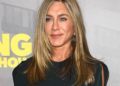 Jennifer Aniston, Boyfriend Jim Curtis Share Photos of Summer Vacation