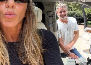 Jennifer Aniston Shares Rare Glimpse Into Life With Boyfriend Jim Curtis 2