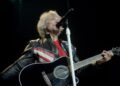 Jon Bon Jovi cuts 'Forever' tour show short: 'I've got to cool it'