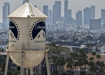 Judge temporarily halts Paramount-Warner Bros. Discovery merger