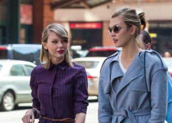 Karlie Kloss shocked fans by attending Taylor Swift's wedding after their rumored friendship fallout.MEGA
