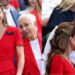 Kate Middleton given standing ovation by celebrity wife of Williams Eton friend at Wimbledon
