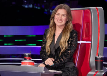 Kelly Clarkson on 'The Voice' 2026