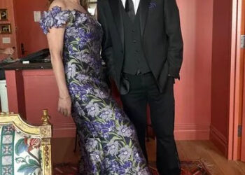 Kimberly Williams-Paisley and Brad Paisley show off their glam attire for Taylor Swift and Travis Kelce's weddingCredit: Kimberly Williams-Paisley/Instagram