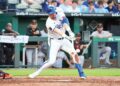 Late-game heroics help Royals take down Giants 4-3