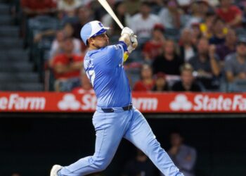 Luke Maile and Stephen Kolek return to Royals, plus more bad injury news for Cole Ragans