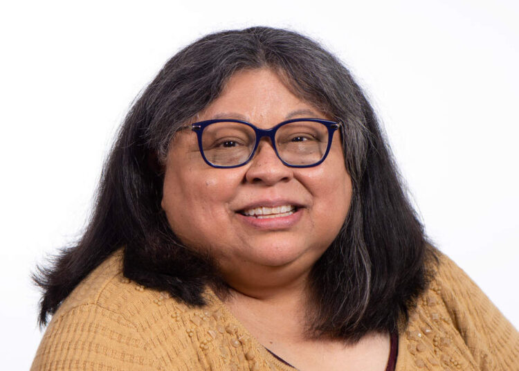 Profile Image of Lisa Gutierrez