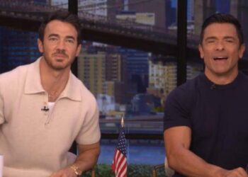 Mark Consuelos shared that Kelly Ripa had been avoiding getting the surgery for years. Live WIth Kelly and Mark