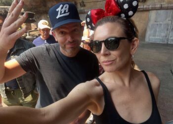 June Diane Raphael and her husband, Paul Scheer. Photo: @junediane/Instagram