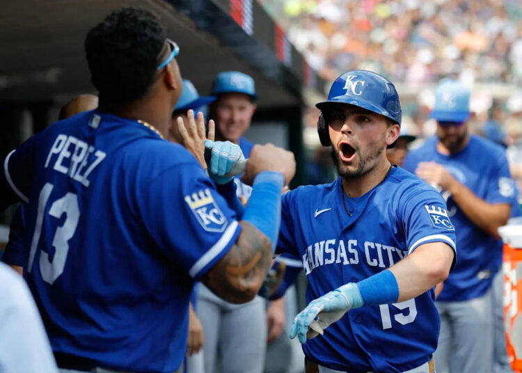 Michael Massey's Late Homer Off the Bench Completes Royals' Split in Detroit