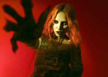 Mimi Barks releases new music video for 'Ophelia'