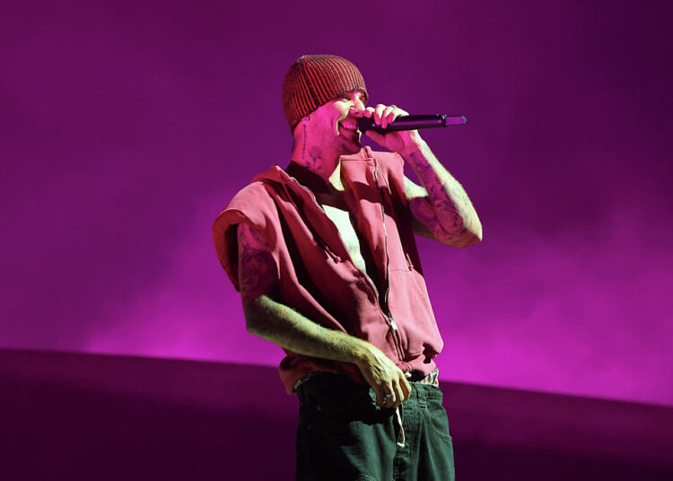 INDIO, CALIFORNIA - APRIL 18: (Exclusive Coverage) (FOR EDITORIAL USE ONLY) (NOT TO BE LICENSED FOR ANY STANDALONE OR SPECIAL INTEREST BOOK PUBLISHING USE CONCERNING THE COACHELLA MUSIC FESTIVAL AND/OR STAGECOACH MUSIC FESTIVAL) Justin Bieber performs at the Coachella Stage during the 2026 Coachella Valley Music and Arts Festival at Empire Polo Club on April 18, 2026 in Indio, California. (Photo by Kevin Mazur/Getty Images for Coachella)