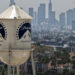 Paramount agrees to delay Warner Bros. merger 