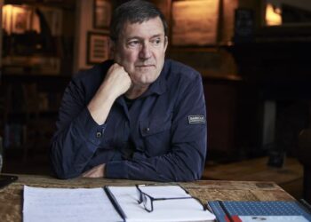Paul Heaton Shares New Single Sad Songs and Lawsuits From Upcoming Album 'Jenius'