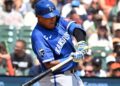 Perez passes Brett with 318 homers as a Kansas City Royal
