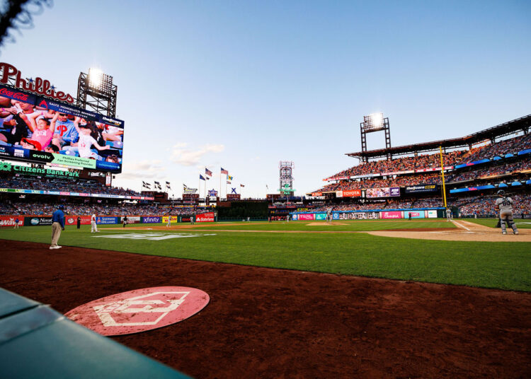 Phillies acquire outfielder from Royals – Phillies Nation