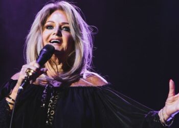 Pop Music Loses a Legend as Bonnie Tyler Dies at 75