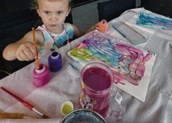 Kaley Cuoco’s daughter, Matilda, enjoying a painting sessionCredit: kaleycuoco/Instagram