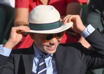 Prince George leaves Princess Charlotte in stitches at Wimbledon | Royal | News