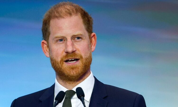 Prince Harry told he replied too late to stay at Buckingham Palace amid confusion over UK visit