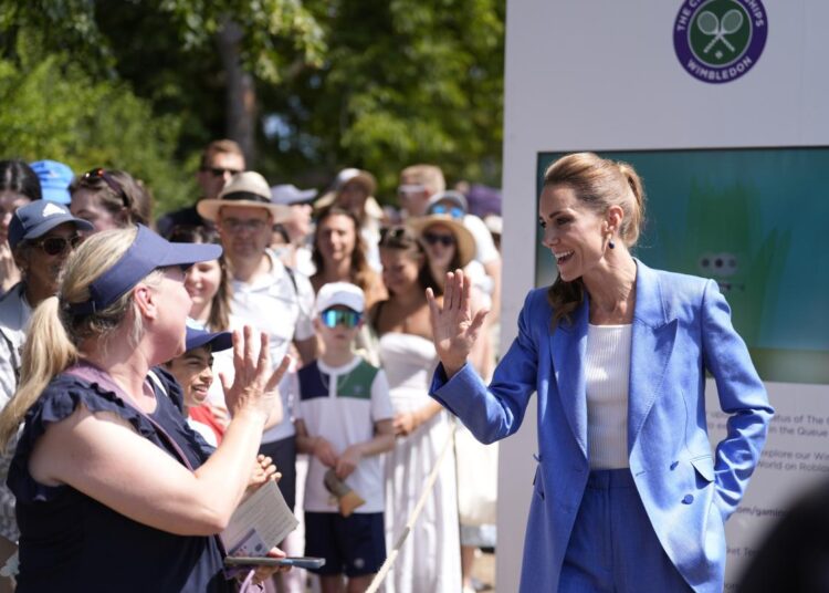 Princess Kate returns to Wimbledon, greets tennis fans lining up in the Queue