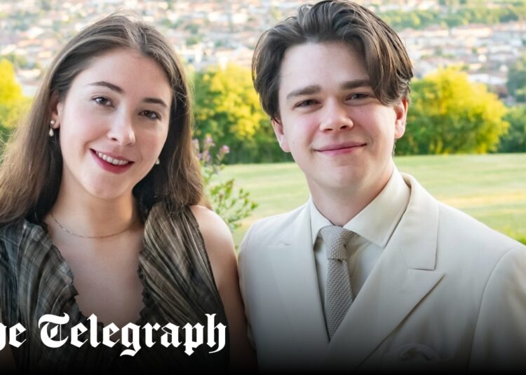 Princess Margaret’s grandson proposes with homemade porcelain ring
