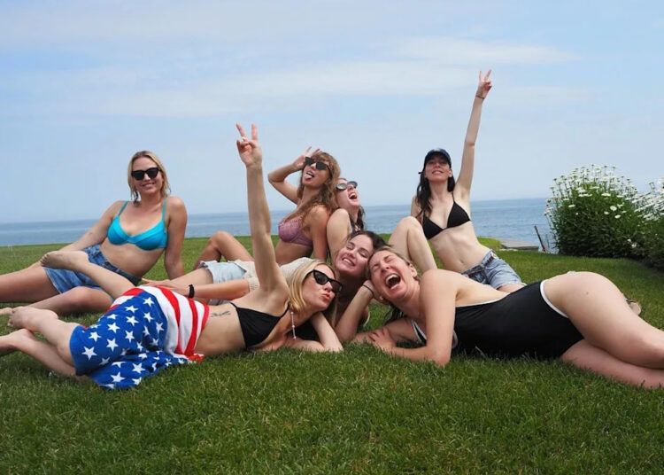 Taylor-Swift-2023-4th-of-July_1688736807_3141674509048361602_11830955