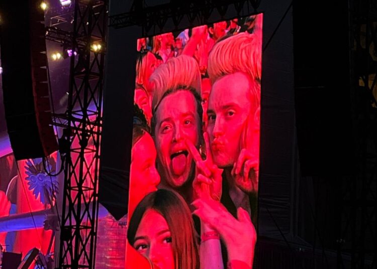 Royal family and Jedward spotted in crowd at music festival
