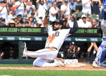 Royals beat Tigers 5-4 for 2nd straight win