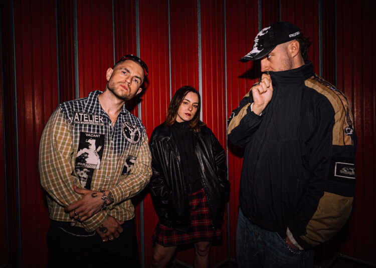 SNAYX release new music video for 'Nice Day 4 It'