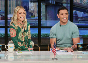 San Antonio TV host Kimberly Crawford talks 'smack' with Kelly and Mark