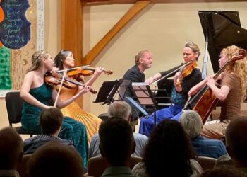 Summer music festival in the Big Barn | Entertainment