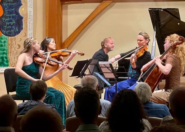 Summer music festival in the Big Barn | Entertainment