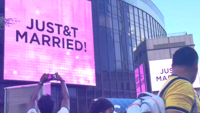 Taylor Swift, Travis Kelce get married, and South Florida was watching
