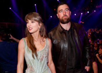 Taylor Swift, Travis Kelce's Wedding Guests Arrive at MSG