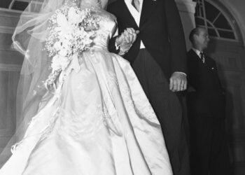 Taylor Swift Wedding Dress Details & Who Designed It