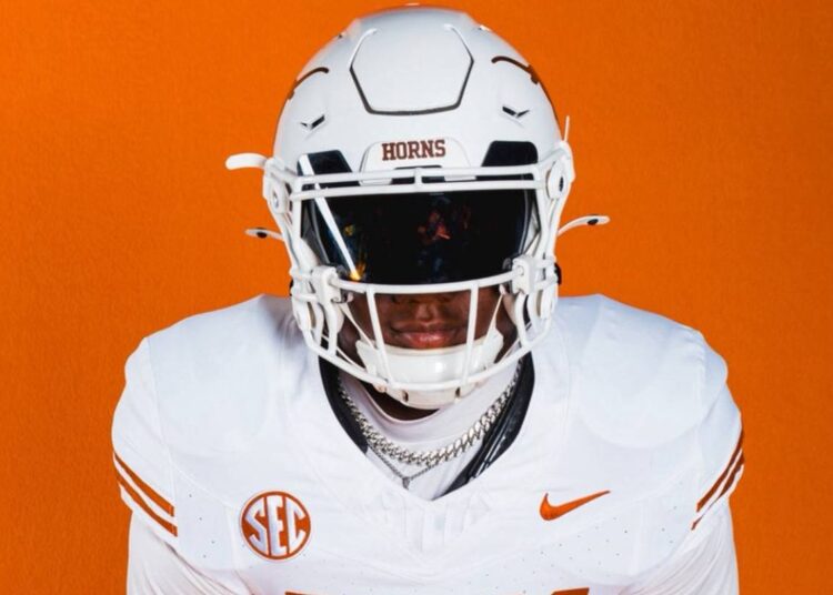 The Nightmare Easton Royal Scenario Appears to Be Underway for Texas