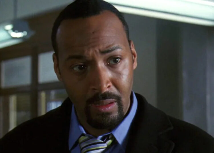 Jesse L. Martin as Detective Green in Law & Order.