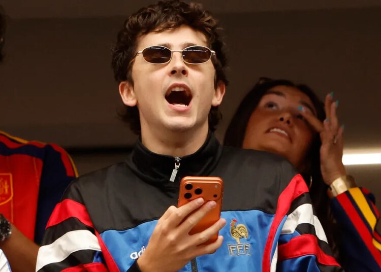 Timothee Chalamet ‘Starstruck’ By 1 Team At World Cup ― But It Wasn’t Spain Or France