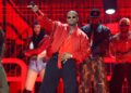 Usher Fan Explains Awkward Lap Dance Moment at Nashville Show