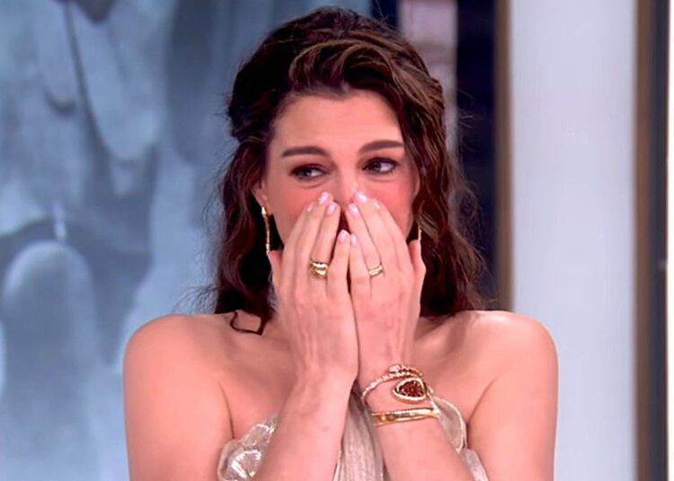 Anne Hathaway on ‘The View.’Credit: ABC
