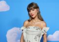 Why Taylor Swift Invited 1,000 Guests to Her Wedding