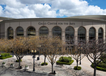 YES Company set to present Disney’s Frozen at Gallo Center